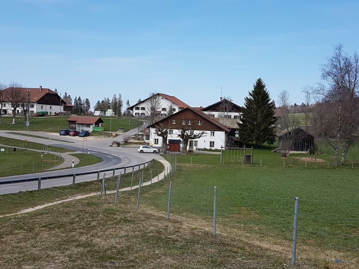 Auberge De La Couronne Saignelégier Kültér fotó